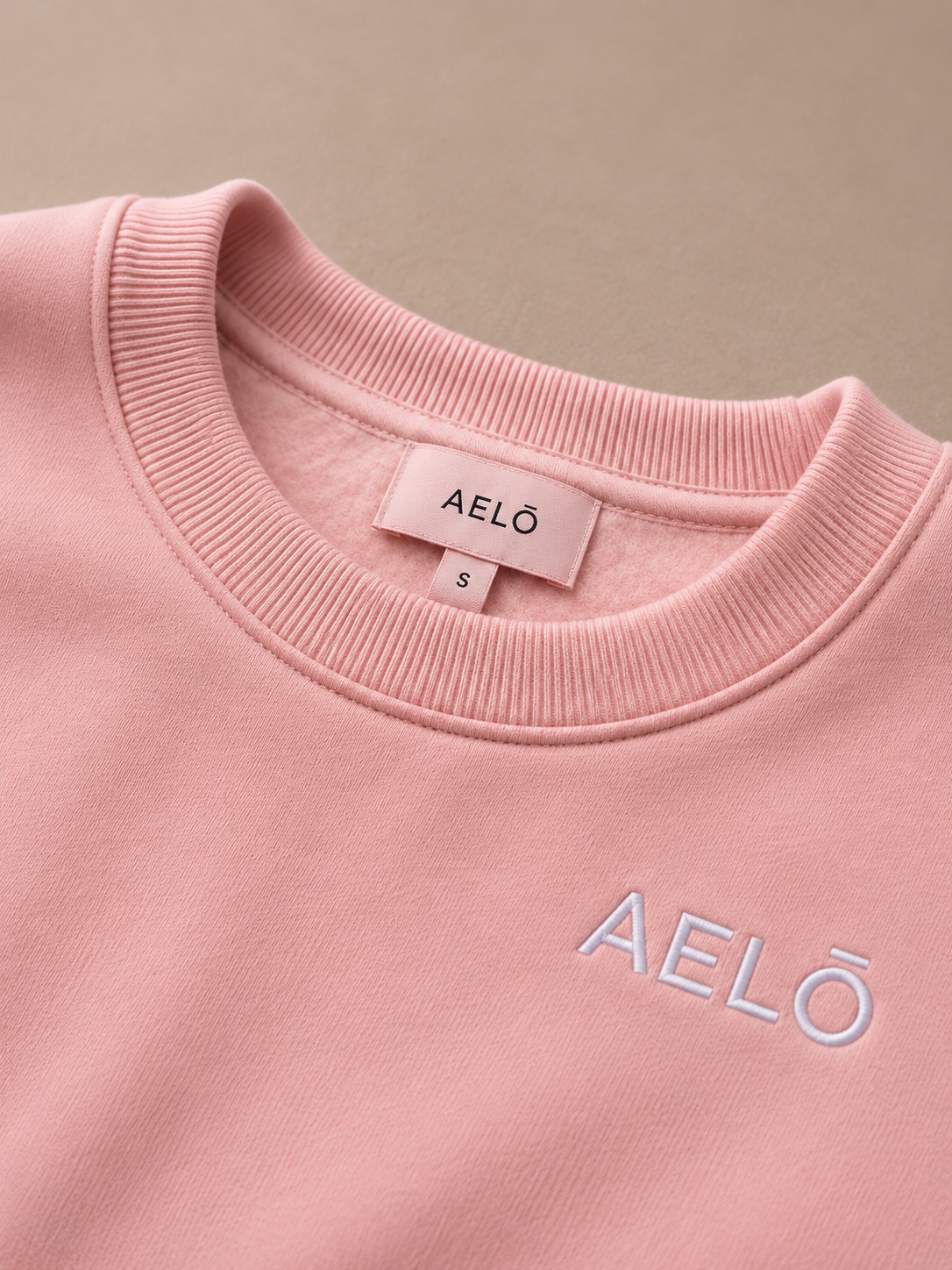 AELŌ Essential Pullover