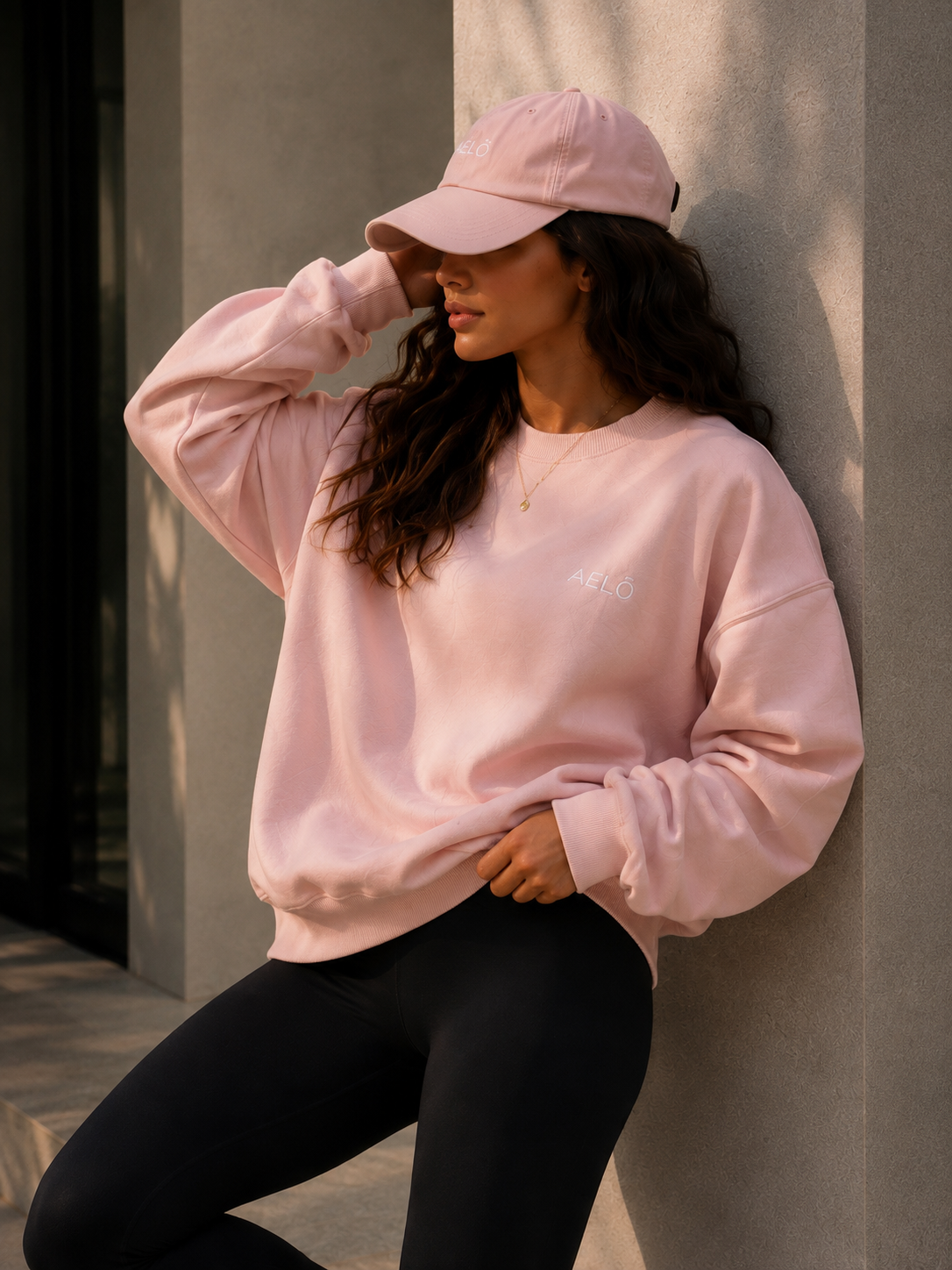 AELŌ Essential Pullover