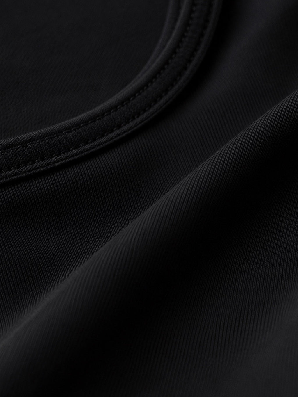 AELŌ Essential Tank
