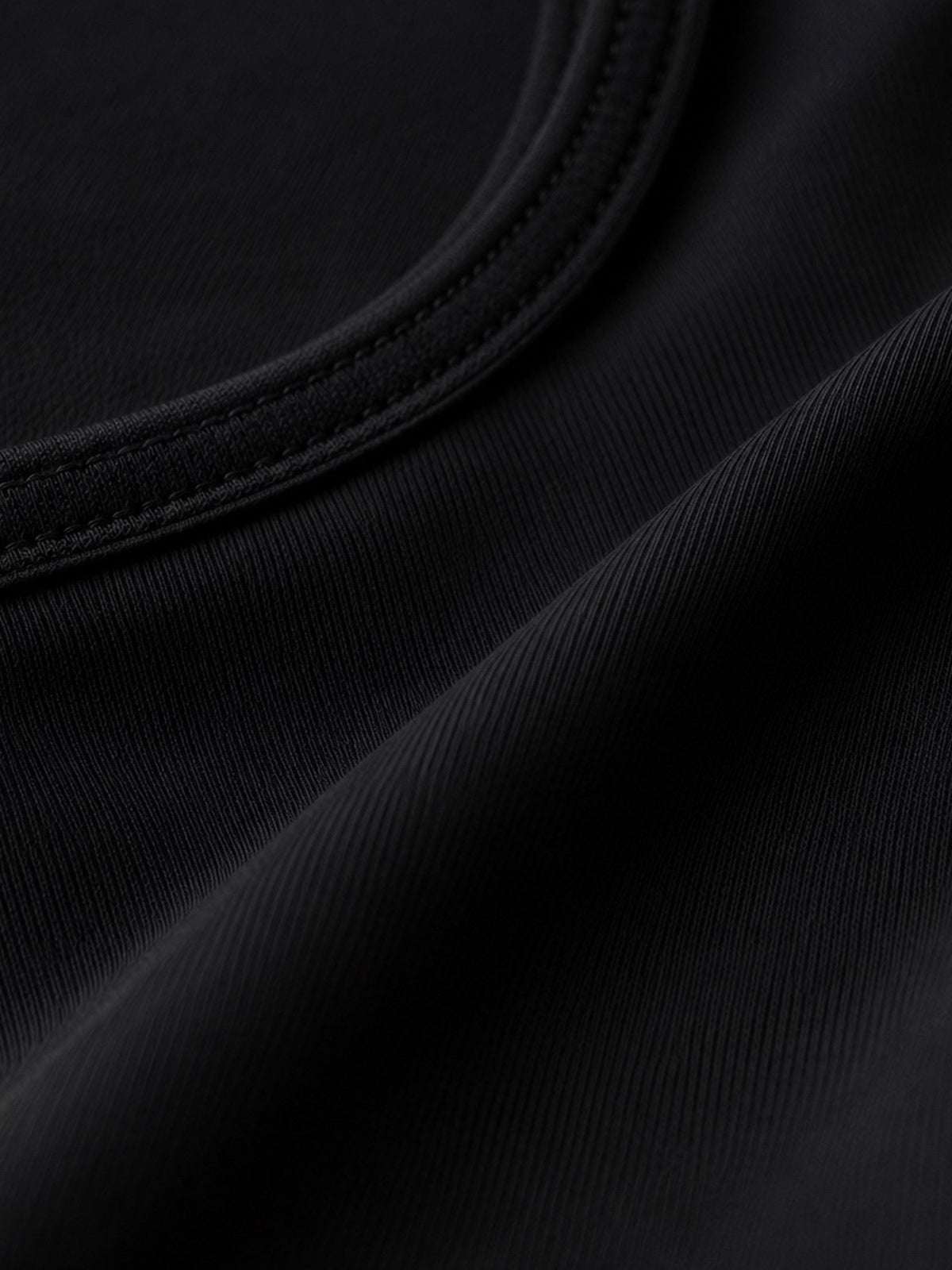 AELŌ Essential Tank
